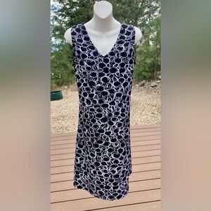 Chic Black and White Patterned Midi Dress